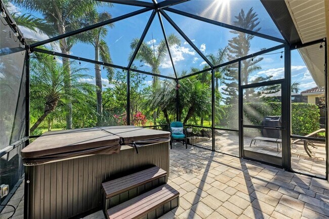 Building Photo - 135 River Enclave Ct