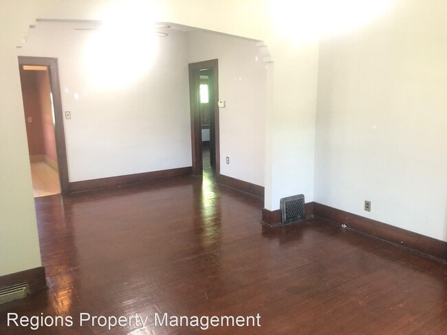 Building Photo - 2 br, 1 bath House - 605 South Clayton Street