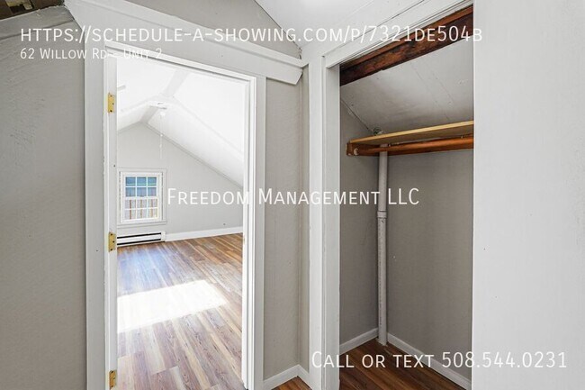 Building Photo - 62 Willow Rd