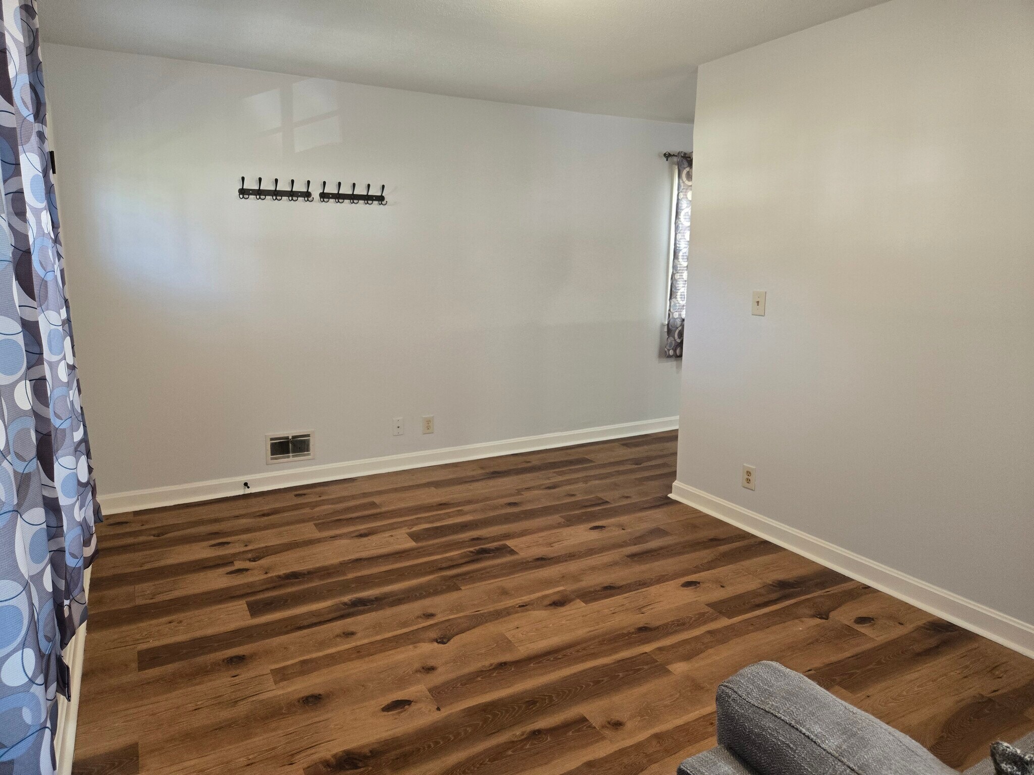 Building Photo - 1536 Arling Ave