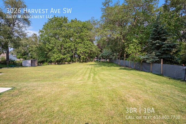 Building Photo - 3026 Harvest Ave SW