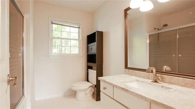 Building Photo - 5055 Mallory Ct