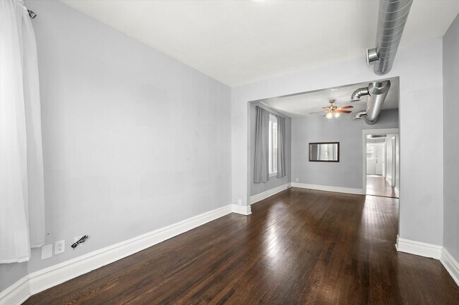 Building Photo - 1124 N Central Park Ave