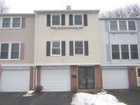 Building Photo - 1919 Finchley Ct