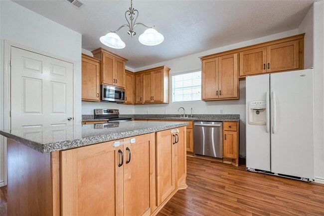 Building Photo - 5906 Yaupon Ridge Dr