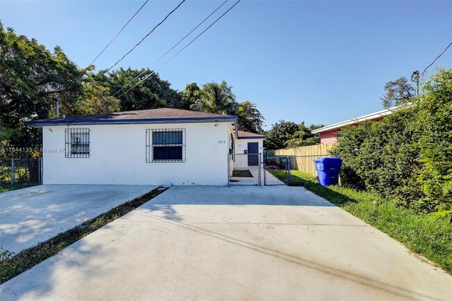 Building Photo - 6030 NW 1st Ave