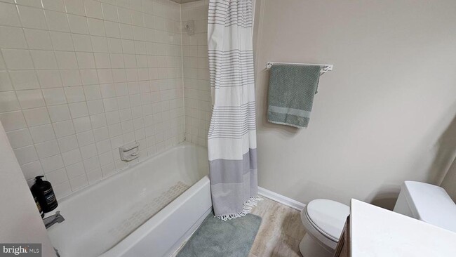 Building Photo - 1196 Swanhill Ct