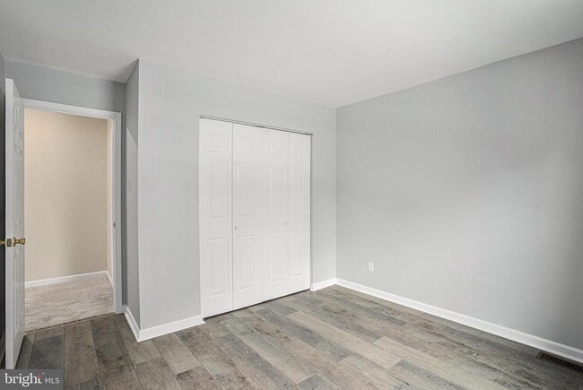 Building Photo - 4986 Windy Meadow Ct