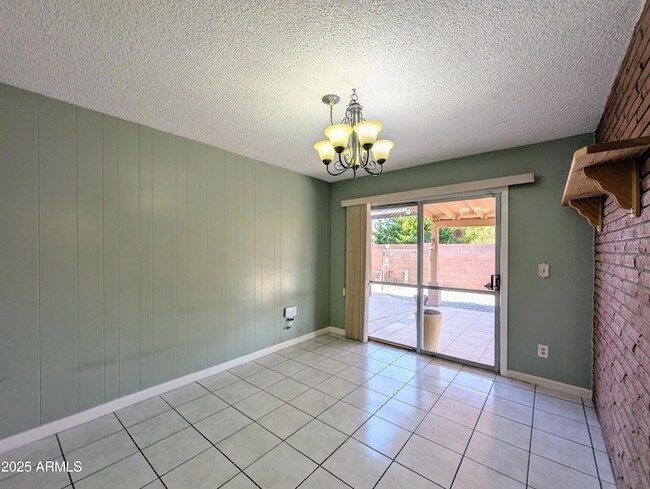 Building Photo - 4019 W San Miguel Ave