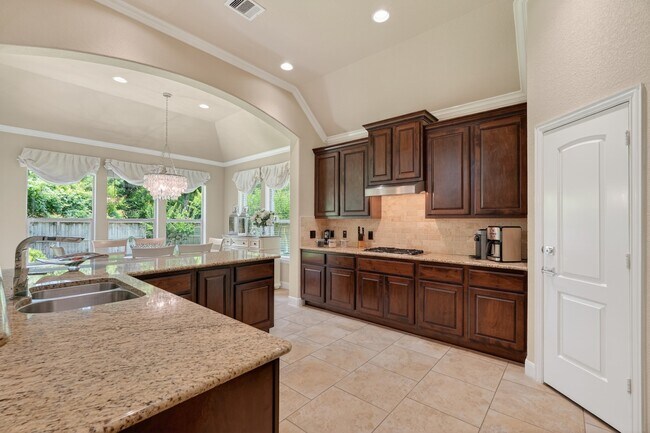 Building Photo - 55 S Victoriana Cir