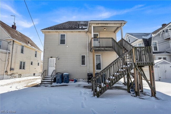 Building Photo - 1026 W Fourth St