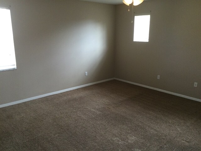 Building Photo - 9221 Lost Mill Dr