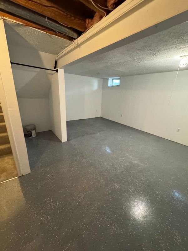 Building Photo - 9730 Red Clover Ct