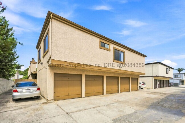Building Photo - 16762 Viewpoint Ln