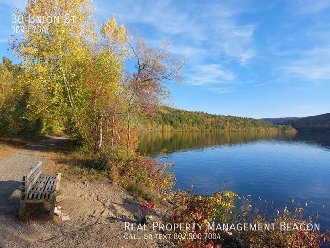 Building Photo - 30 Union St