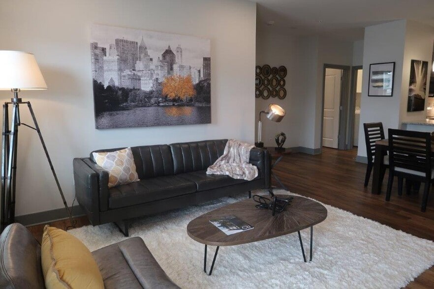 Building Photo - The Kent at Carmel City Center