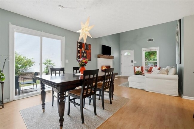 Building Photo - 430 Feyston Ct