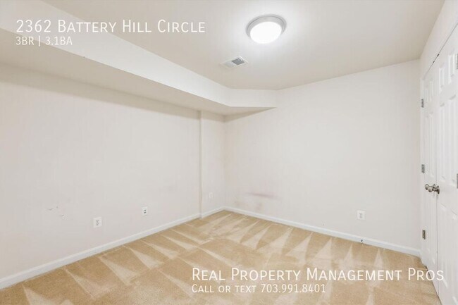 Building Photo - 2362 Battery Hill Cir