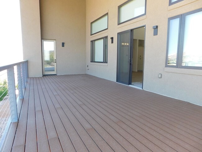 Building Photo - Stunning Home in Redlands Mesa