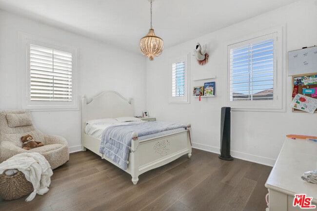 Building Photo - 20559 Wood Rose Ct