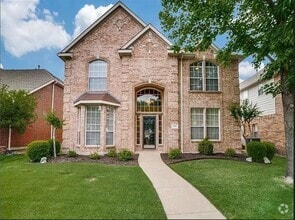 Building Photo - 1605 Oak Brook Ln