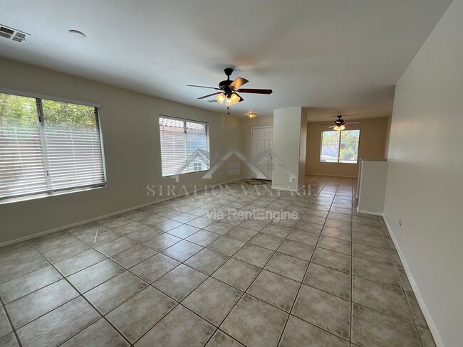 Building Photo - 16612 W Cottonwood St