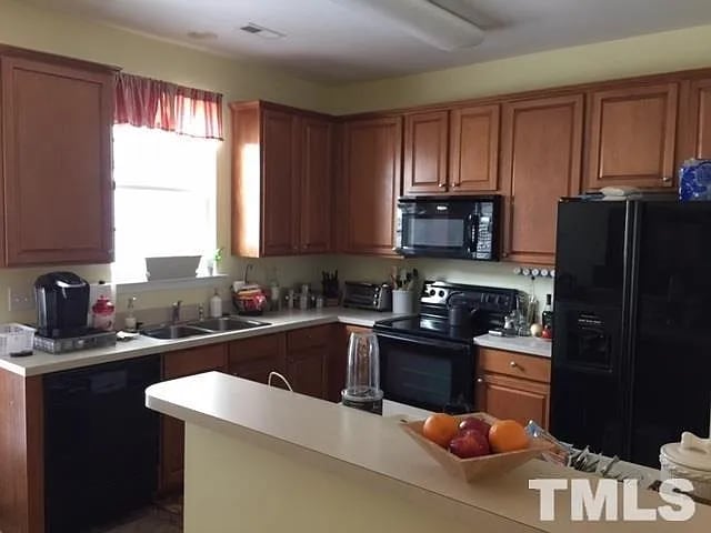 Building Photo - 109 Tylerway Ln