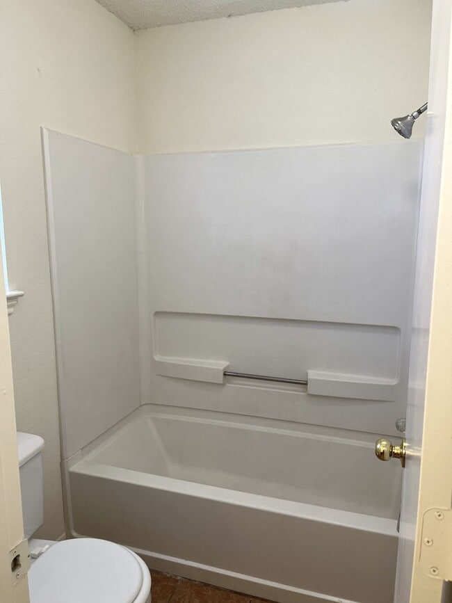 Building Photo - Lorena ISD Duplex