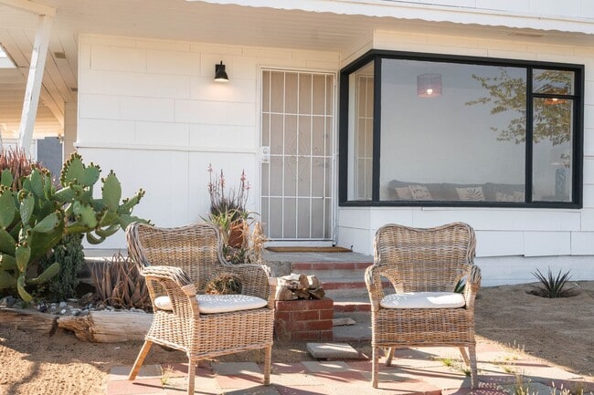 Building Photo - COMING SOON: 3-Bed, 2-Bath Desert-Modern B...