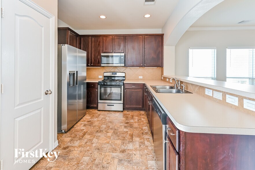 Building Photo - 5113 Caldera Ct