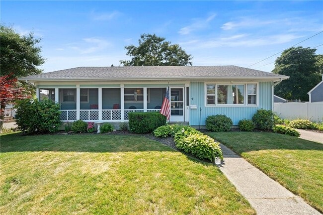 Primary Photo - 9 Woodlund Ave