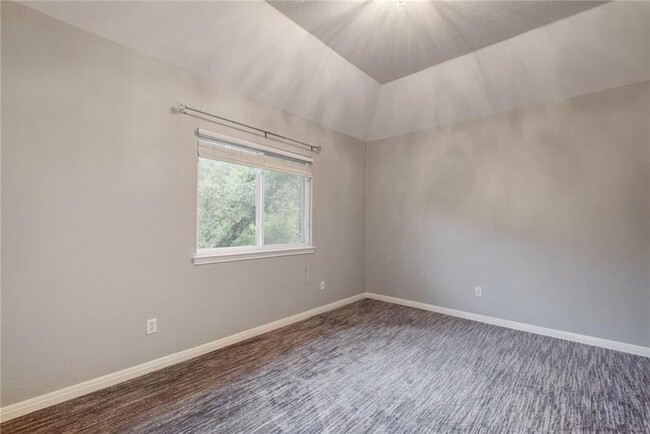 Building Photo - 7300 Rain Creek Pkwy