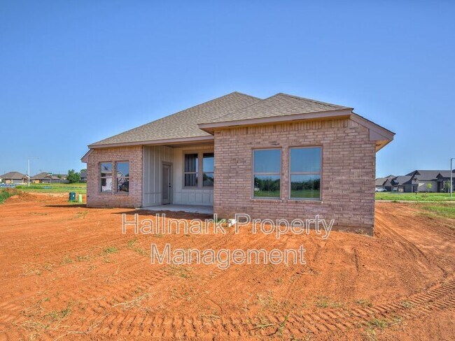Building Photo - 11704 SW 48th St