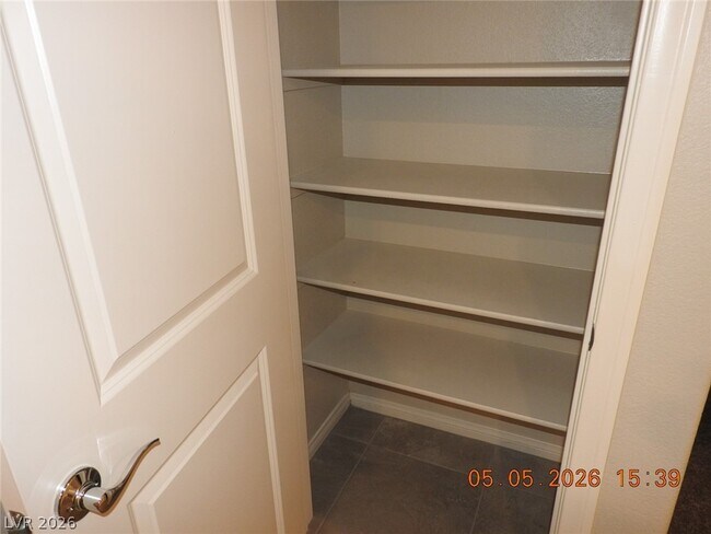 Building Photo - 5312 Appledale St