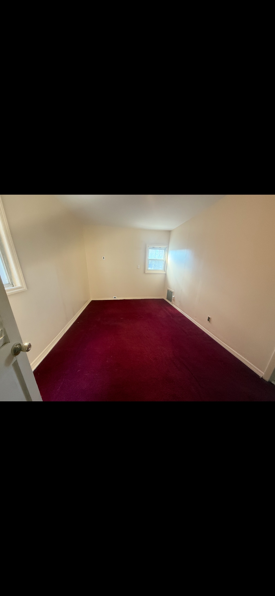 Building Photo - 1898 Schenectady Ave