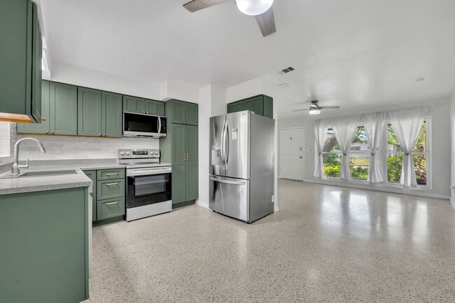 Building Photo - 3 bed Home in Audubon Park