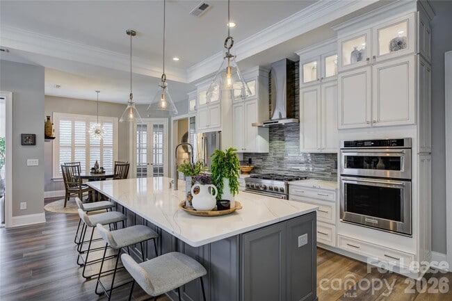 Building Photo - 82132 Standing Oak Dr