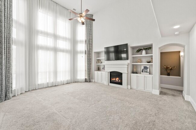 Building Photo - 3938 Avalon Ridge Dr