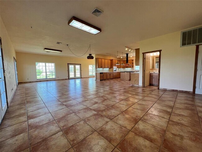 Building Photo - 333 Co Rd 497