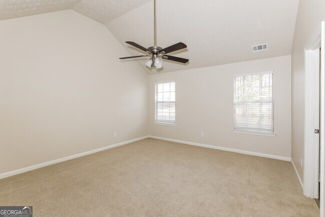 Building Photo - 7471 Garnet Dr