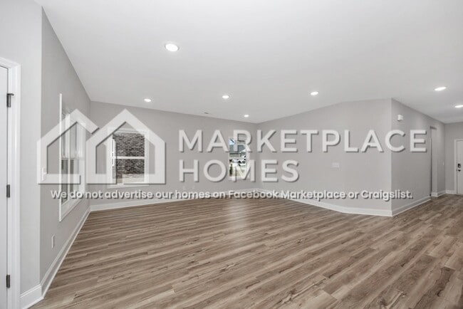 Building Photo - 129 Rose Vly Dr