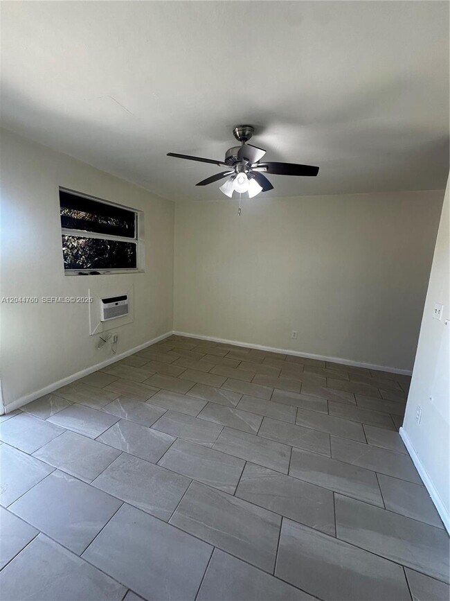 Building Photo - 26445 SW 139th Ave