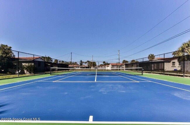 Building Photo - 710 Flamingo Dr