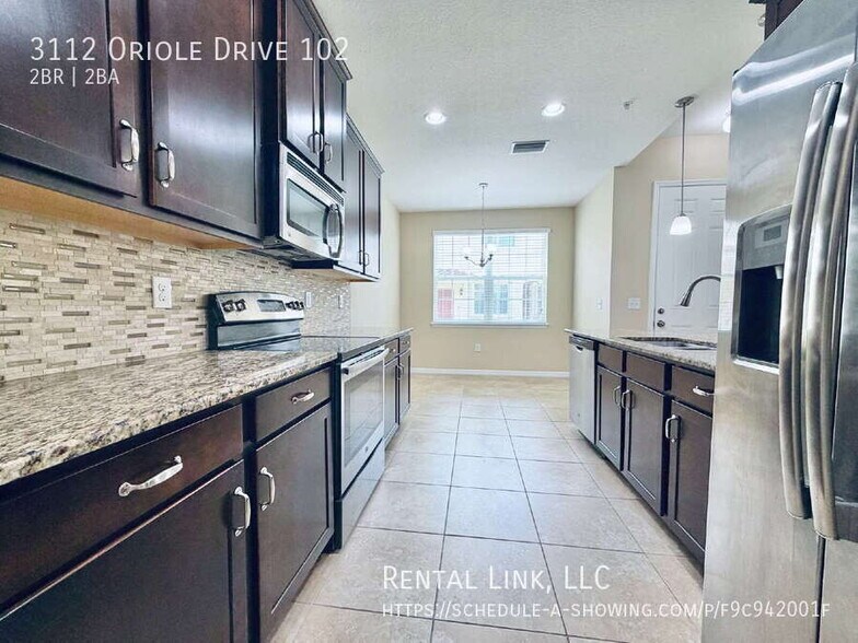 Building Photo - 3112 Oriole Dr