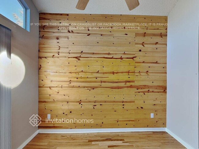 Building Photo - 11001 Needles Ct