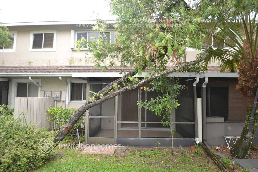 Building Photo - 2069 Discovery Cir E