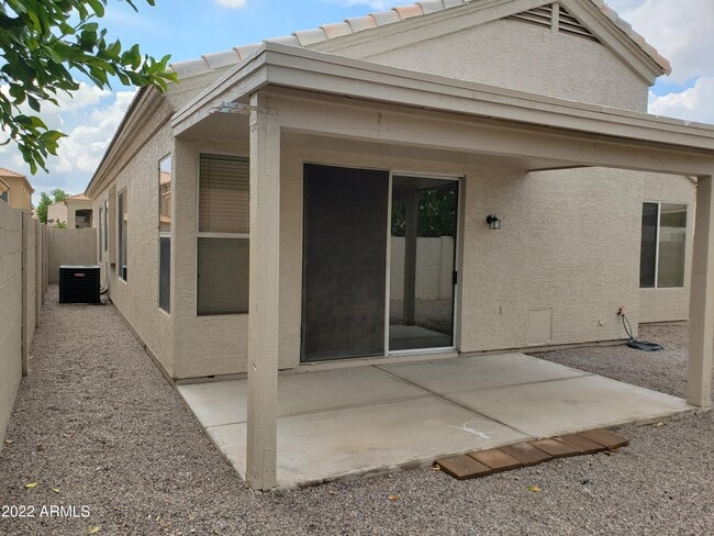 Building Photo - 3342 W Ross Dr