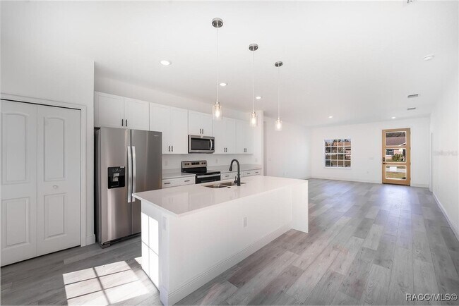 Building Photo - 9521 N Old Mill Way