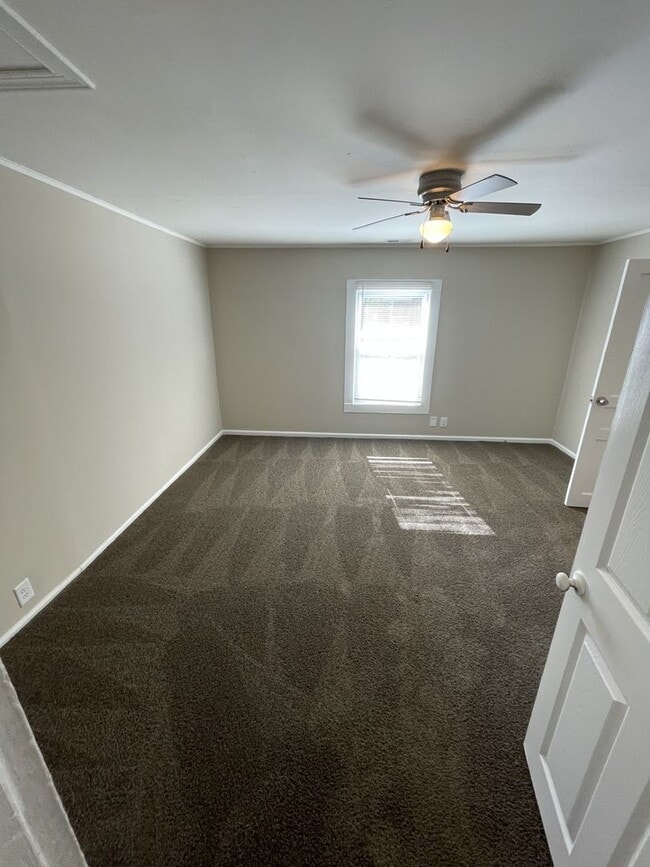 Building Photo - 2 Bedroom 1 bathroom house in Wake Forest