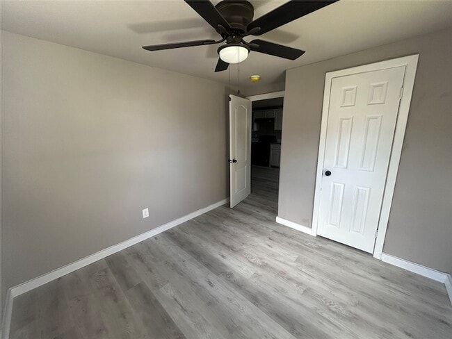 Building Photo - 5734 Grant Ave